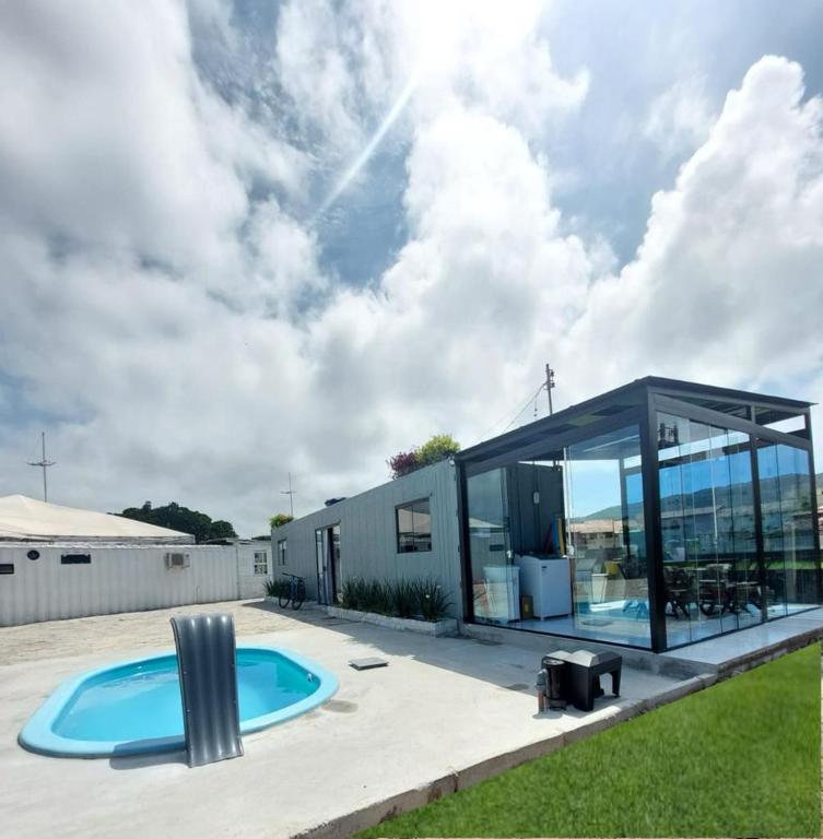 Locação Casa Contêiner