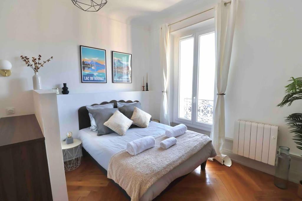 Photo de la galerie de l'établissement La perle d'Albion - résidence avec piscine, à Aix-les-Bains