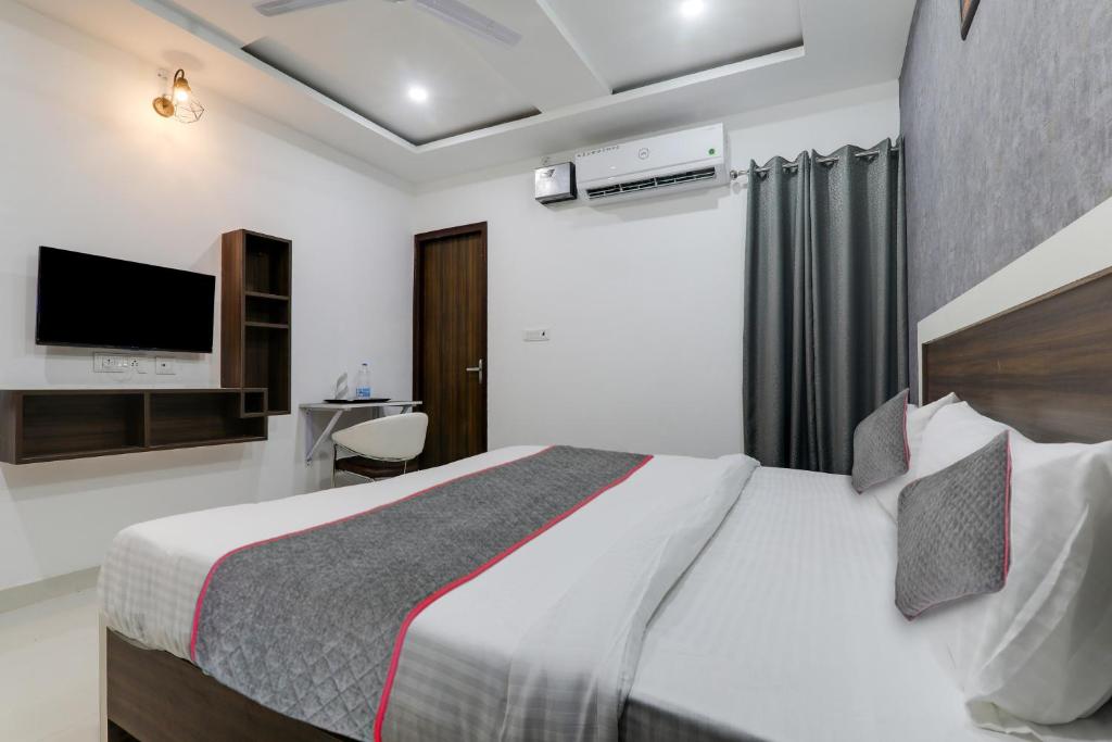 Collection O 81461 Vinyak Hotel And Guest House