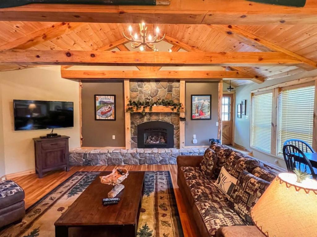 The Cranmore Mountain Cabin, Walk to North Conway, Conway aktualne