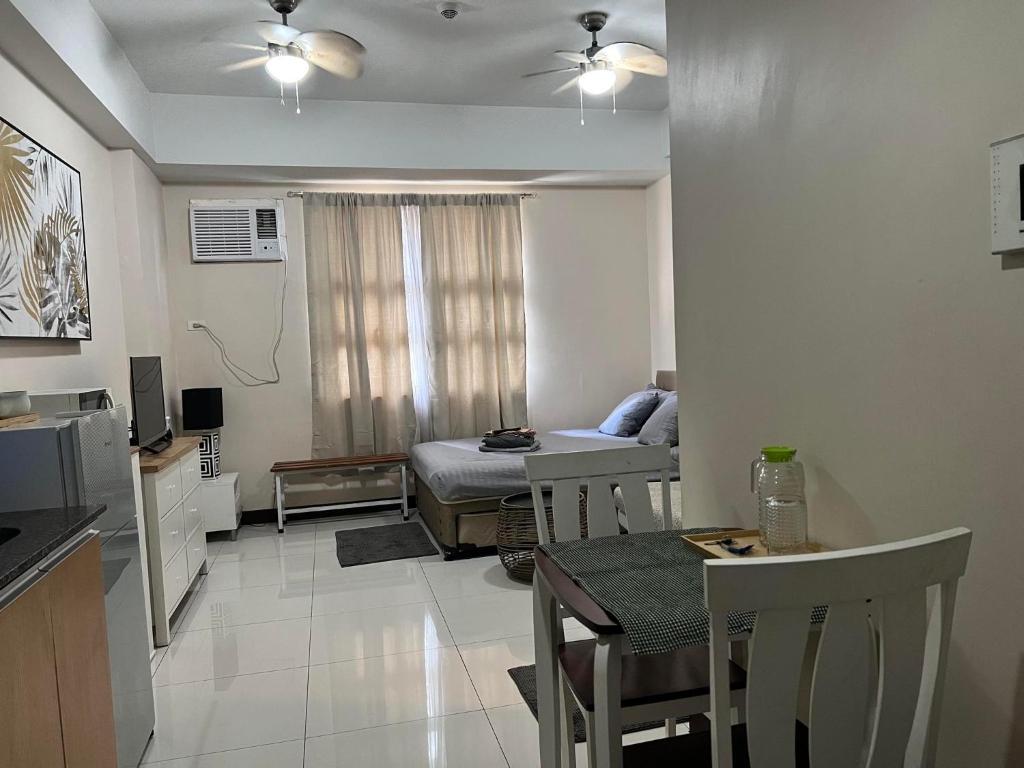 101 NB Samspacious accomodation place - Suite Mit Queensize-Bett