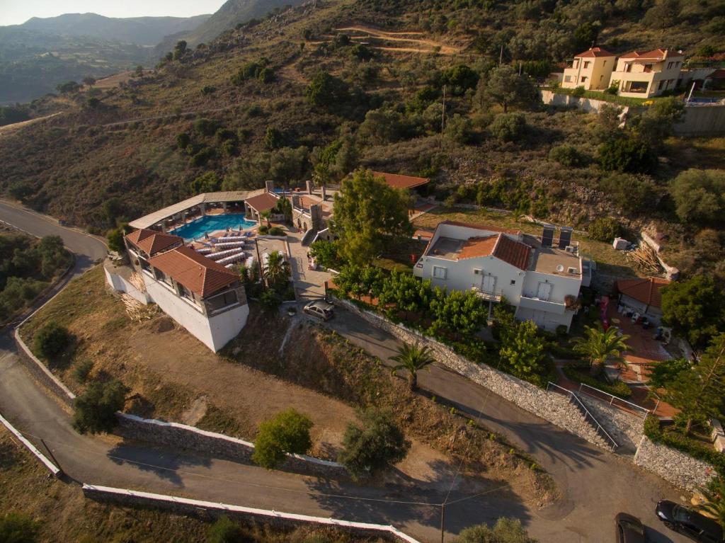 Nespecifikovaný výhled na hory nebo výhled na hory při pohledu z apartmánu