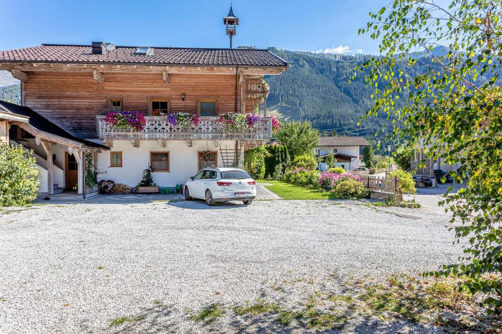 Nespecifikovaný výhled na hory nebo výhled na hory při pohledu z apartmánu