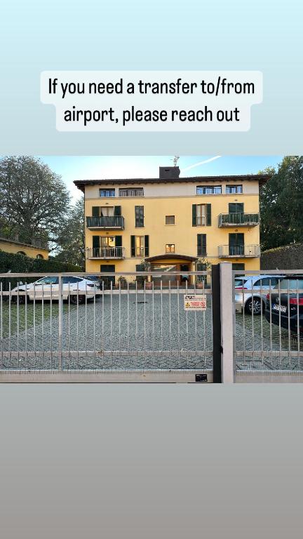 Budova, v ktorej sa apartmán nachádza