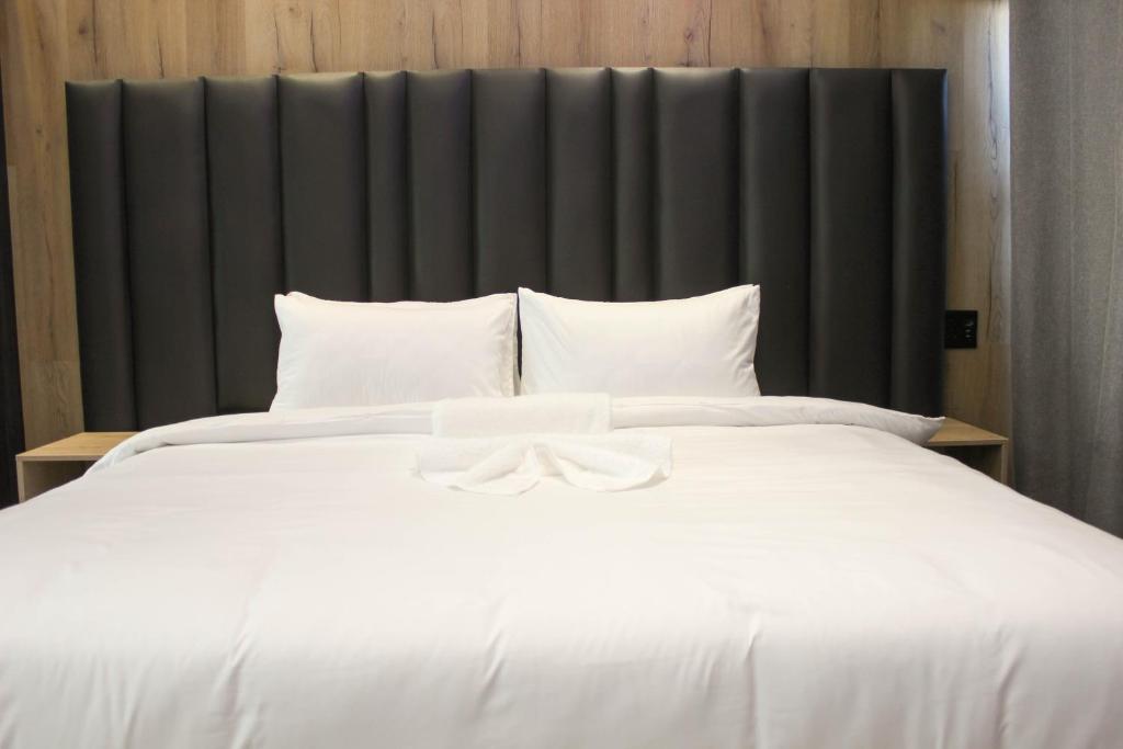Deluxe Residence - Windhoek - Deluxe King Studio