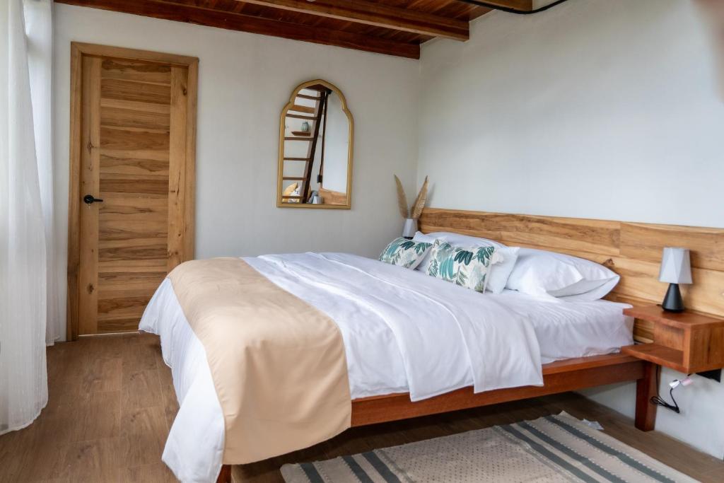 Postel nebo postele na pokoji v ubytování Andes Escape - Suites and Farm