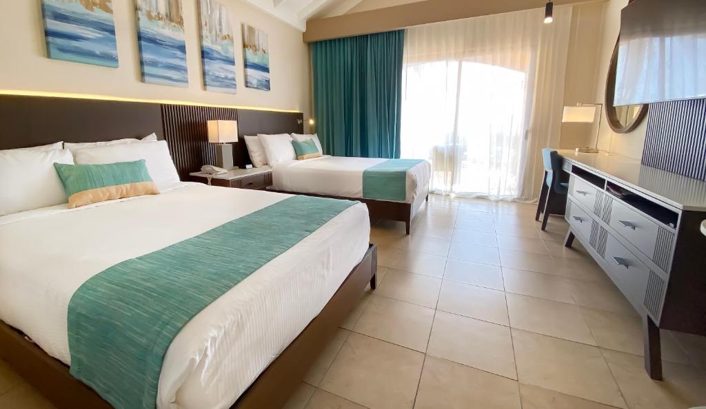 The Royal Sea Aquarium Resort - Junior Süit - Deniz Manzaralı
