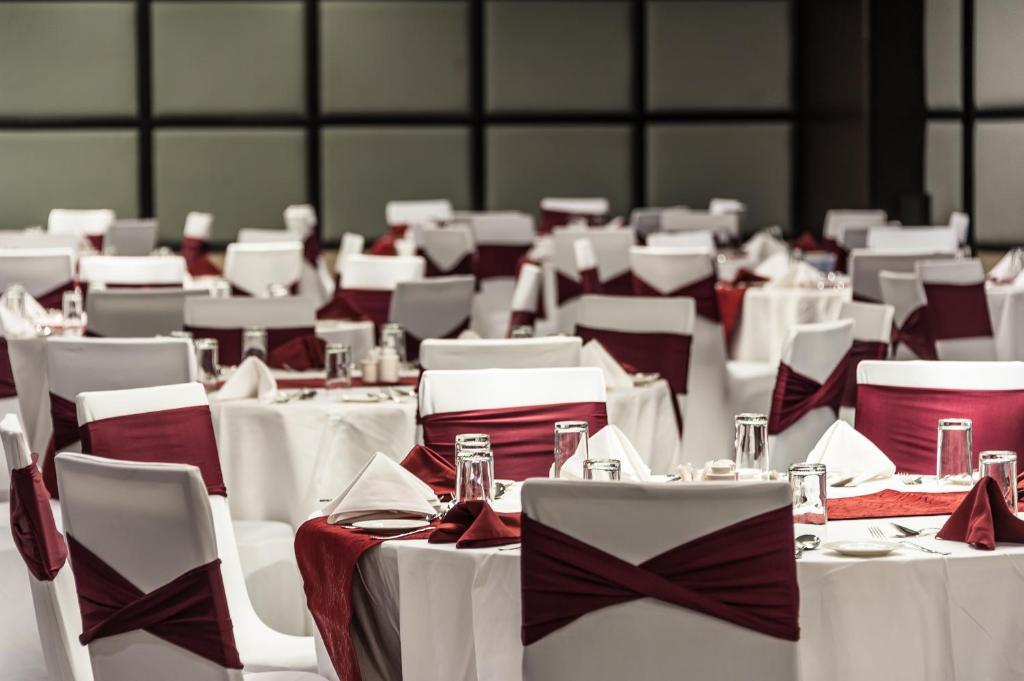 Restaurace v ubytování Acacia Premier Hotel