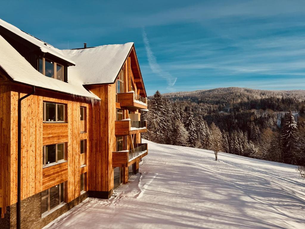 Aldrov Resort