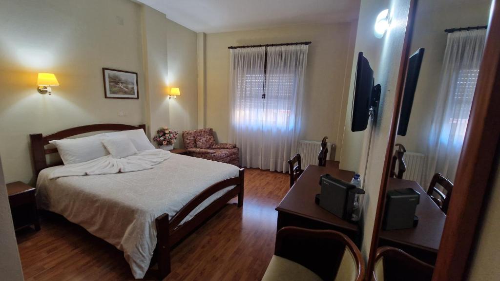 Hotel Peninsular - Habitación Doble Familiar