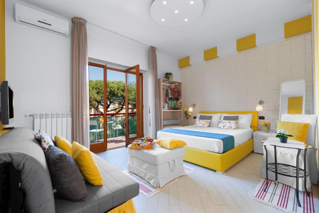 Postel nebo postele na pokoji v ubytování Sorrento Home