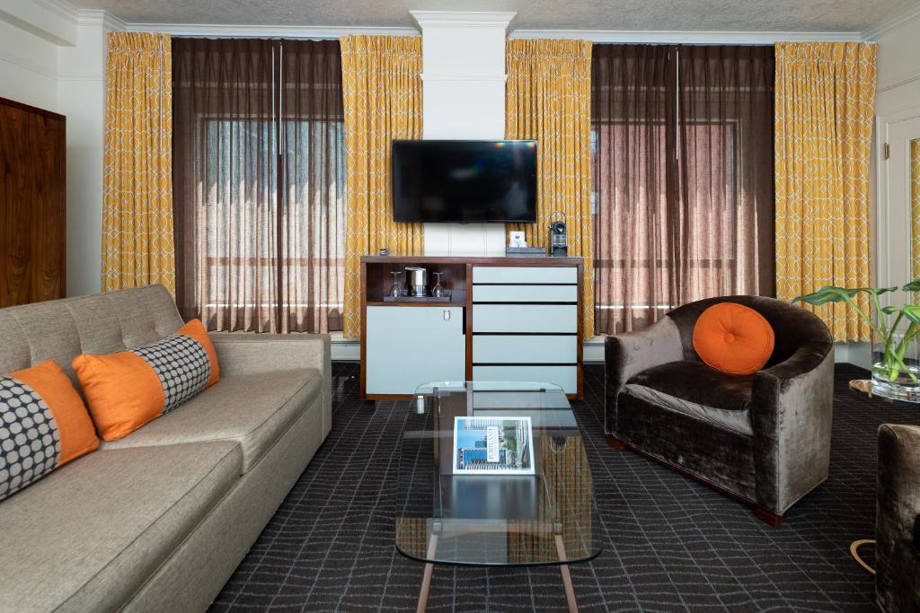 Hotel Lucia photo