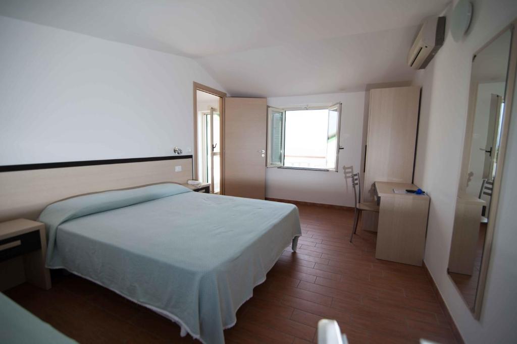 Hotel Marinella - Habitación Triple
