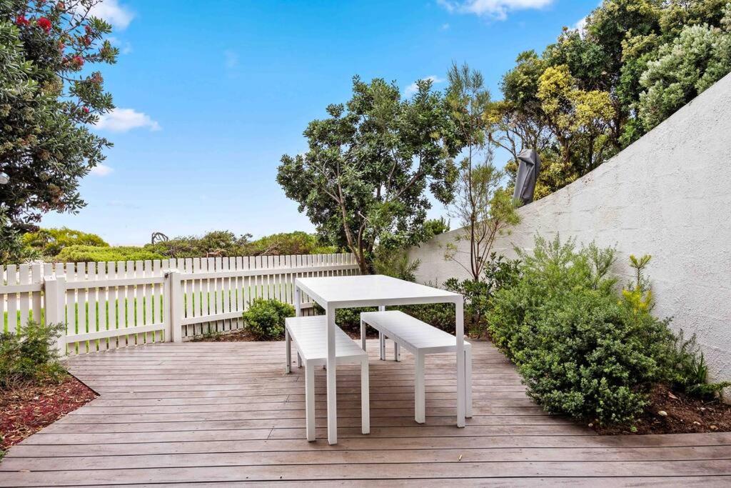 Giardino di Juniper Designer Beachfront Semaphore