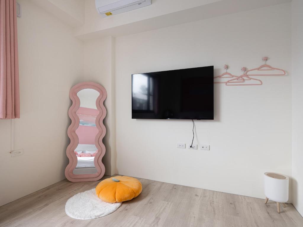 TV a/nebo společenská místnost v ubytování Yujing Nu Time