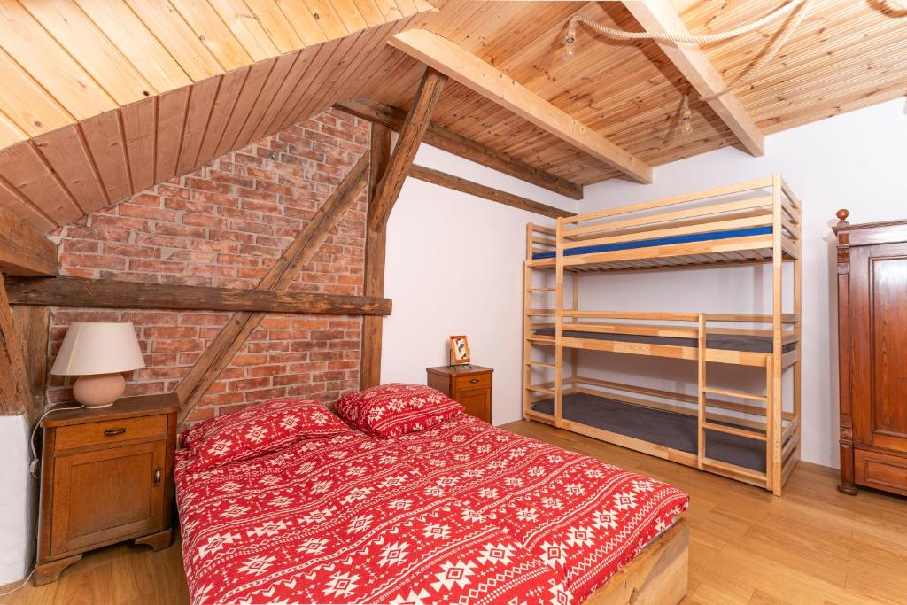 Agroturystyka BRYGADZIAKI - Family Room With Private Bathroom