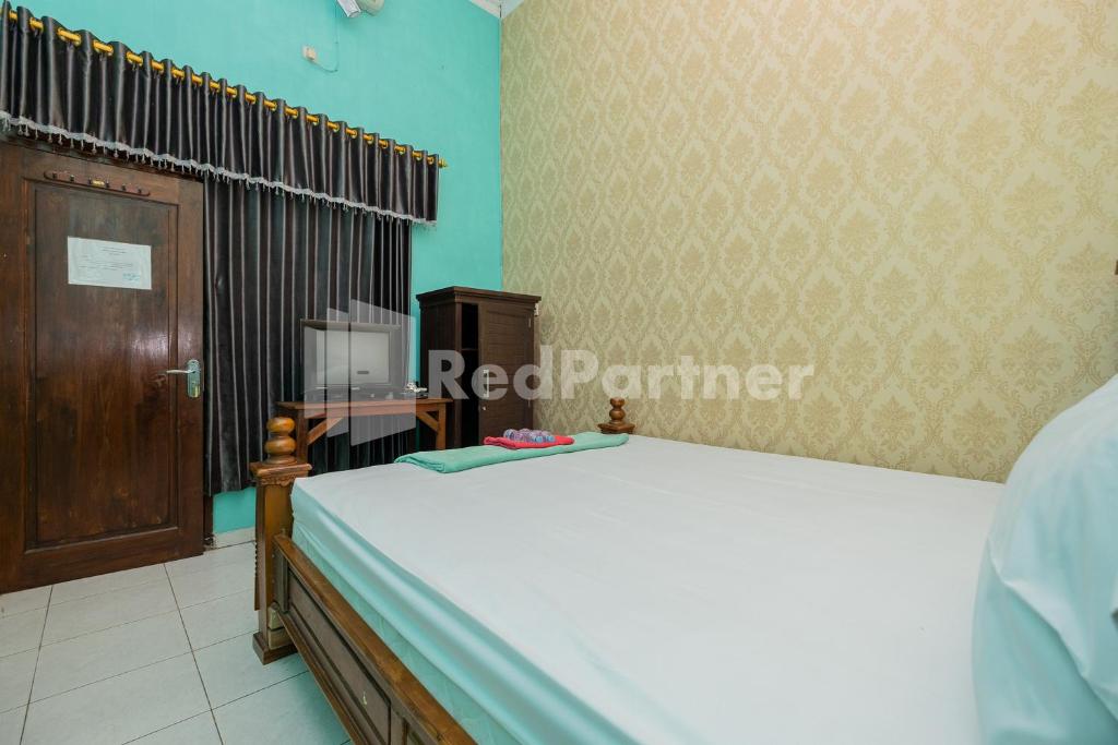 Hotel Wisata Ziarah Sunan Bonang Syariah Mitra RedDoorz - Chambre Double Standard