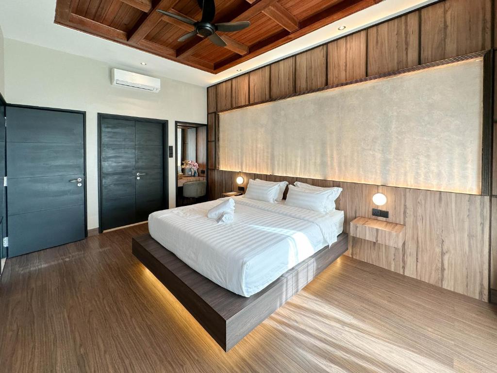 Bonheur at Karambunai - Villa With Sea View