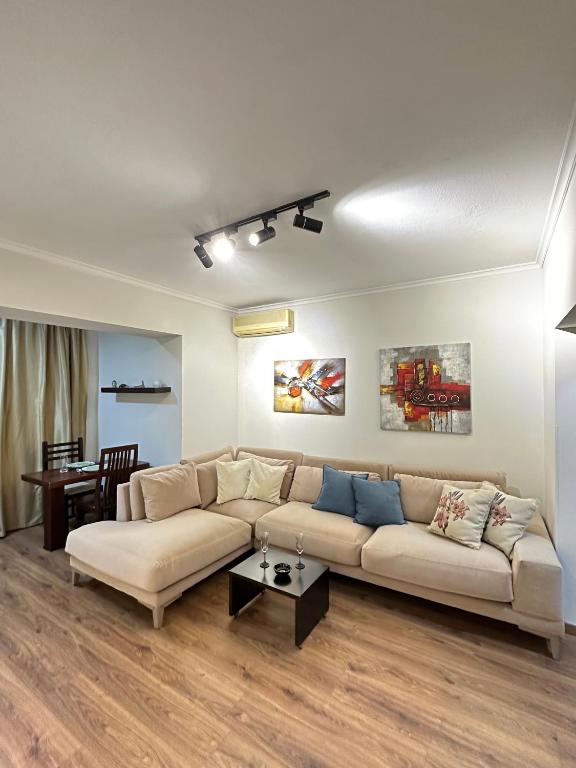 Moon Apartment Tirana - Imazhi 9