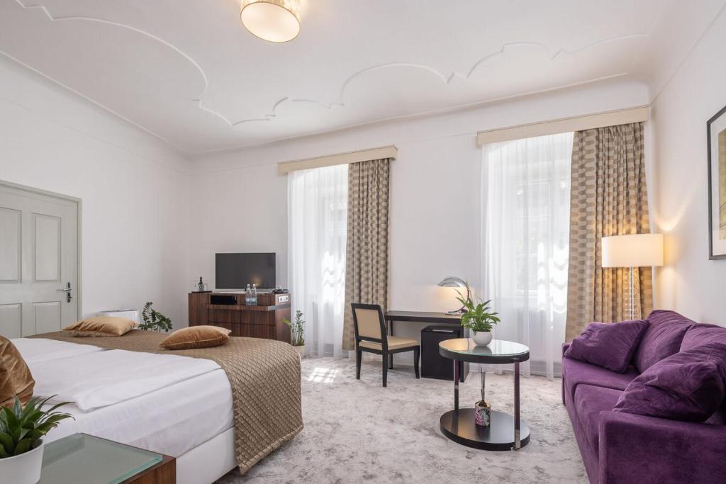 Bellevue Hotel Ceský Krumlov - Resim 11
