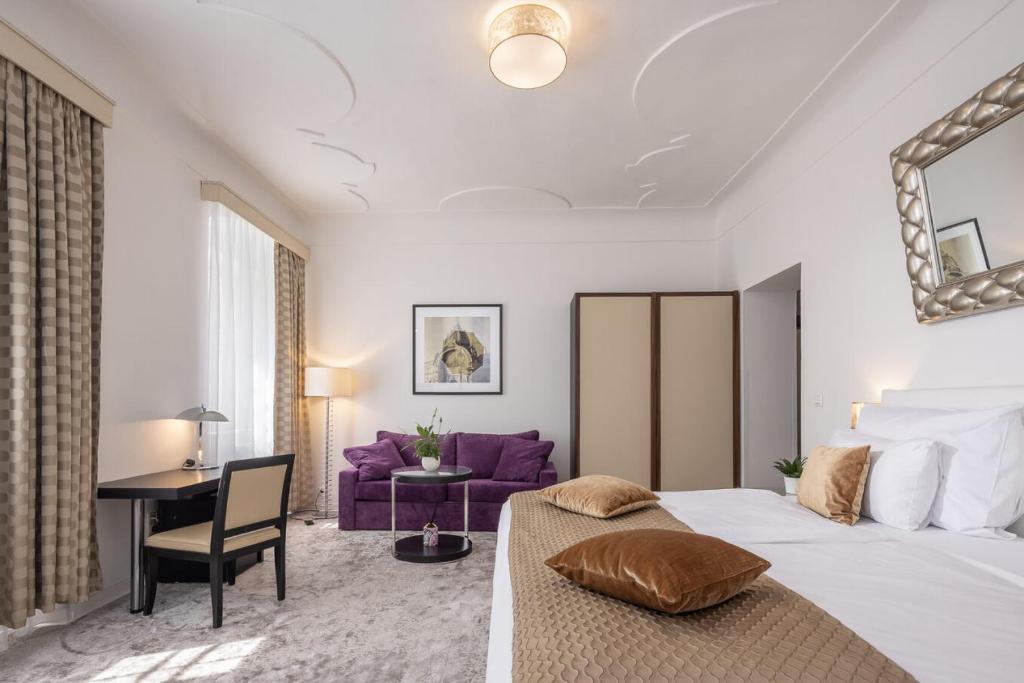 Bellevue Hotel Ceský Krumlov - Resim 5