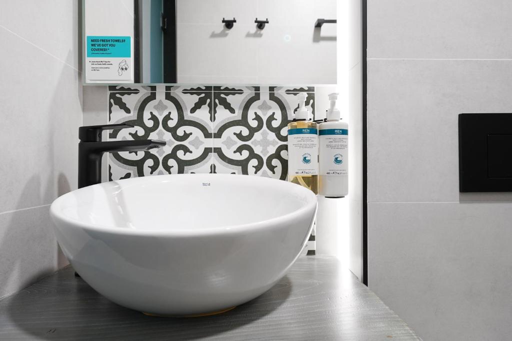 Numa Madrid Luna - Resim 31