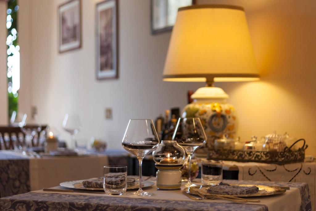 Nápoje v ubytování Albergo Il Giglio