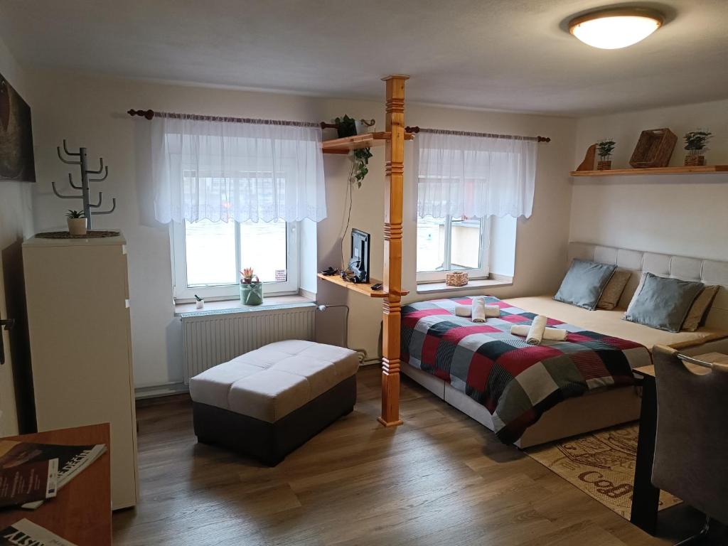 U Bocmana s výhledem na zámek a Labe - 15