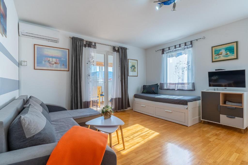 Телевізор і / або розважальний центр в Apartment Kristian
