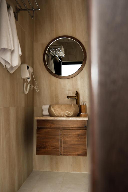 Koupelna v ubytování Colette Hotel