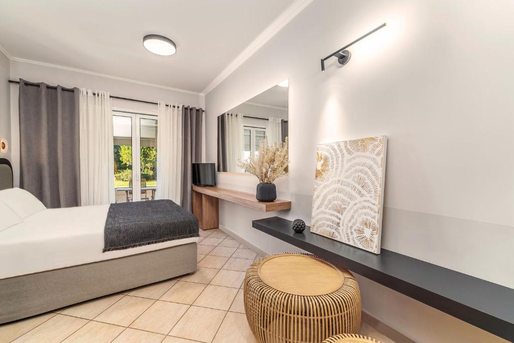 San Giovanni Beach Resort and Suites - 3