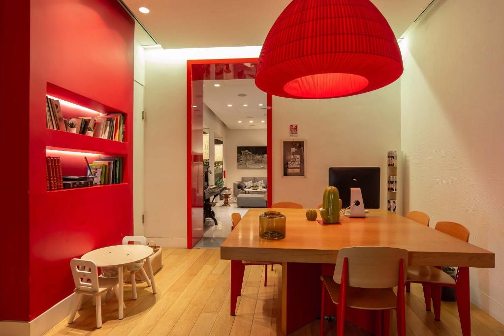 Hotel White - Resim 17