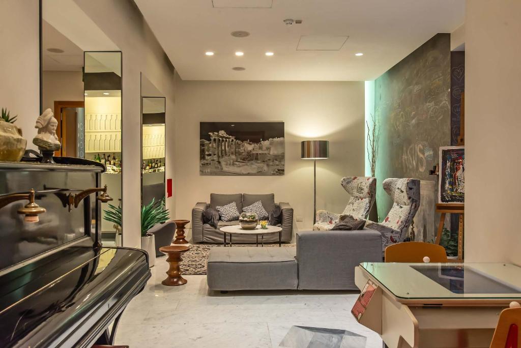 Hotel White - Resim 2