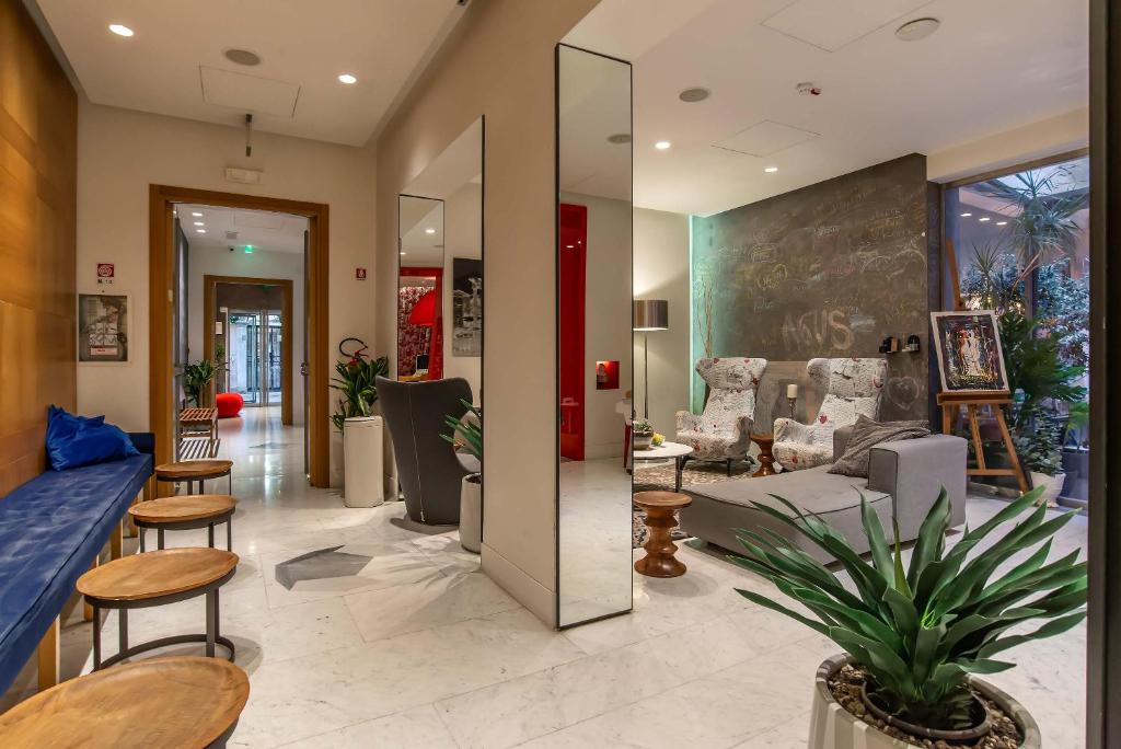 Hotel White - Resim 15