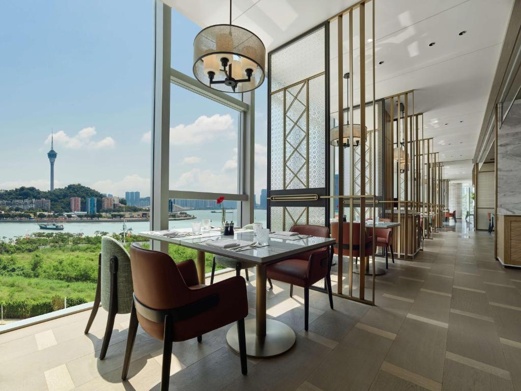 Restaurace v ubytování Hilton Zhuhai