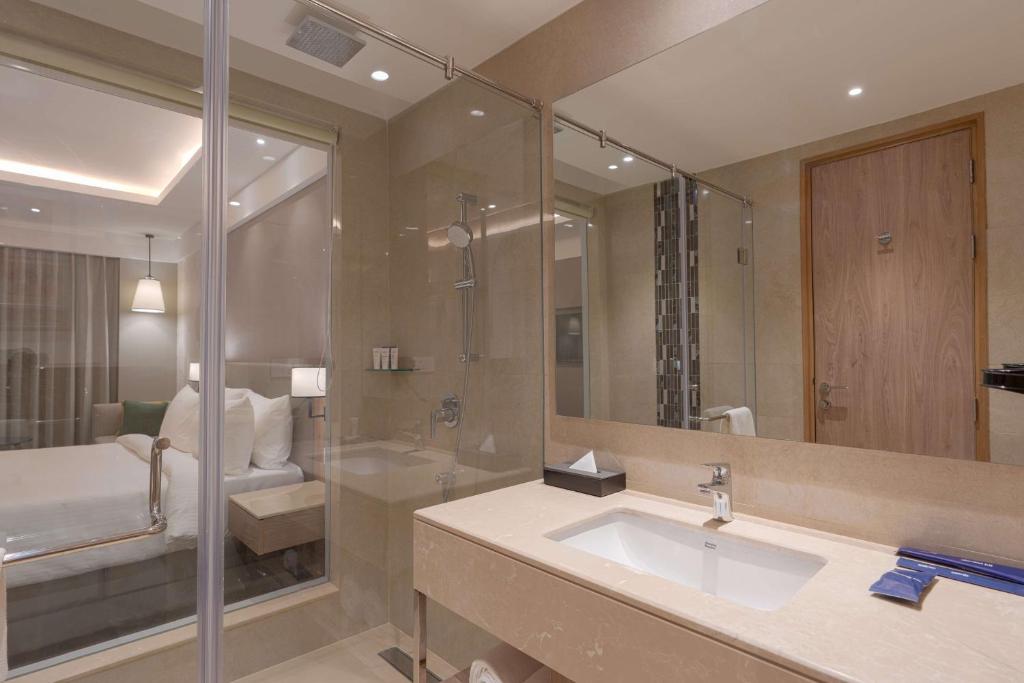 Koupelna v ubytování Park Inn by Radisson Ayodhya