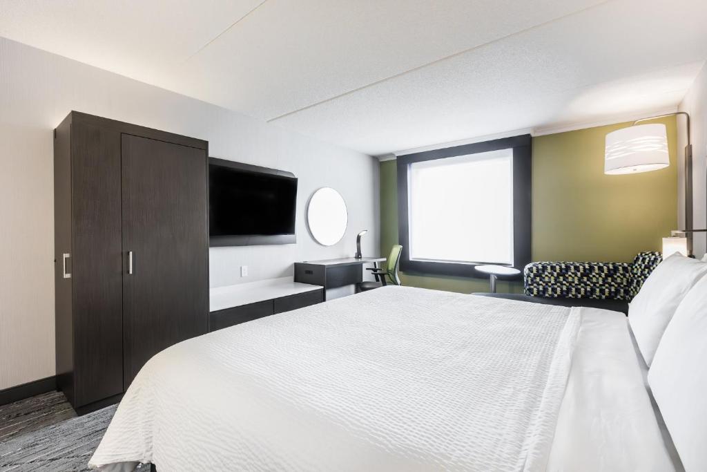 Holiday Inn Express & Suites Toronto Airport South by IHG - Resim 40