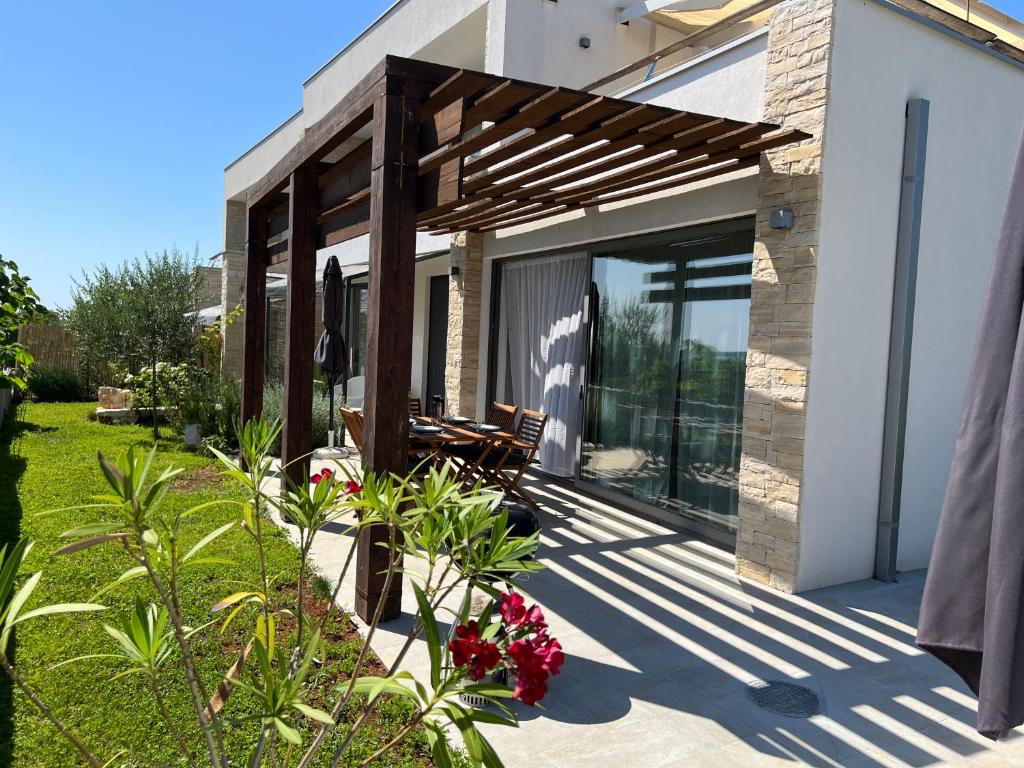 Zahrada ubytování Villa Rosa dei Venti - Peroj - Amazing sea view
