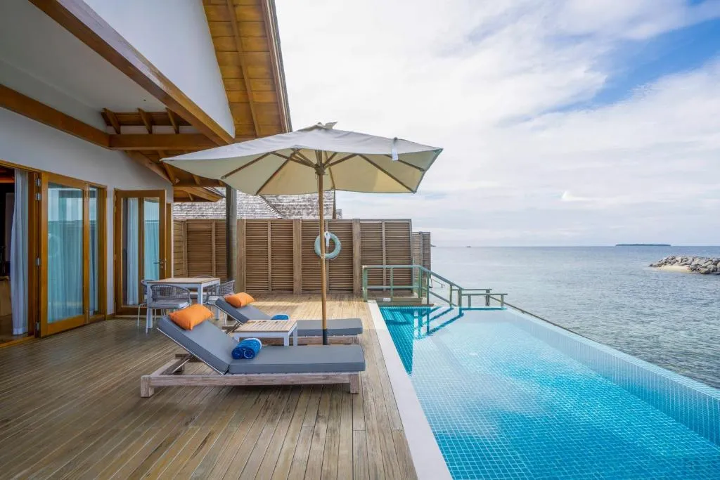 Superior Water Villa with Pool