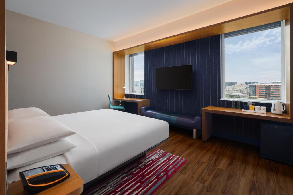 Aloft Bengaluru Outer Ring Road - Gästezimmer, 1 Kingsize-Bett, Stadtblick