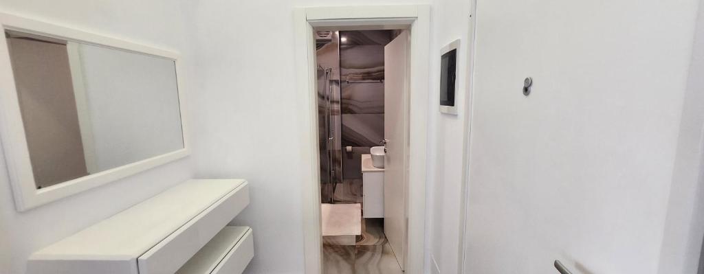 Sea&Sun&Sand Luxury Apartment in Durres - Image 3