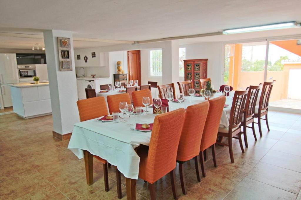 Kuchyň nebo kuchyňský kout v ubytování TESS Villa Paradise