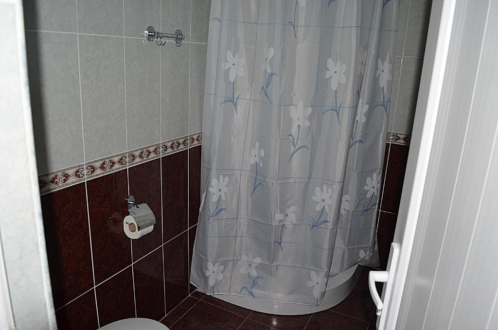 Koupelna v ubytování Hotel Okriba