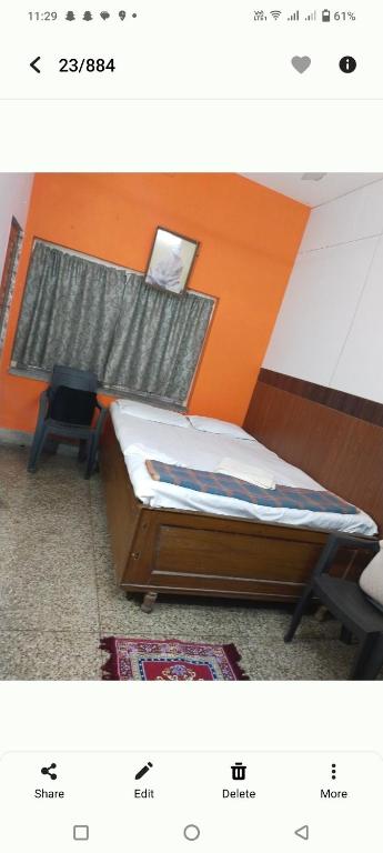 Postel nebo postele na pokoji v ubytování Aleyahome stay