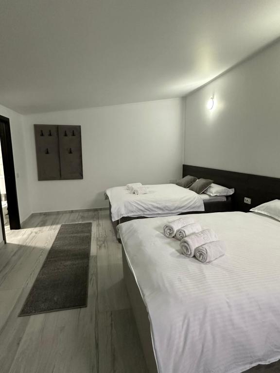 Postel nebo postele na pokoji v ubytování MODERN House