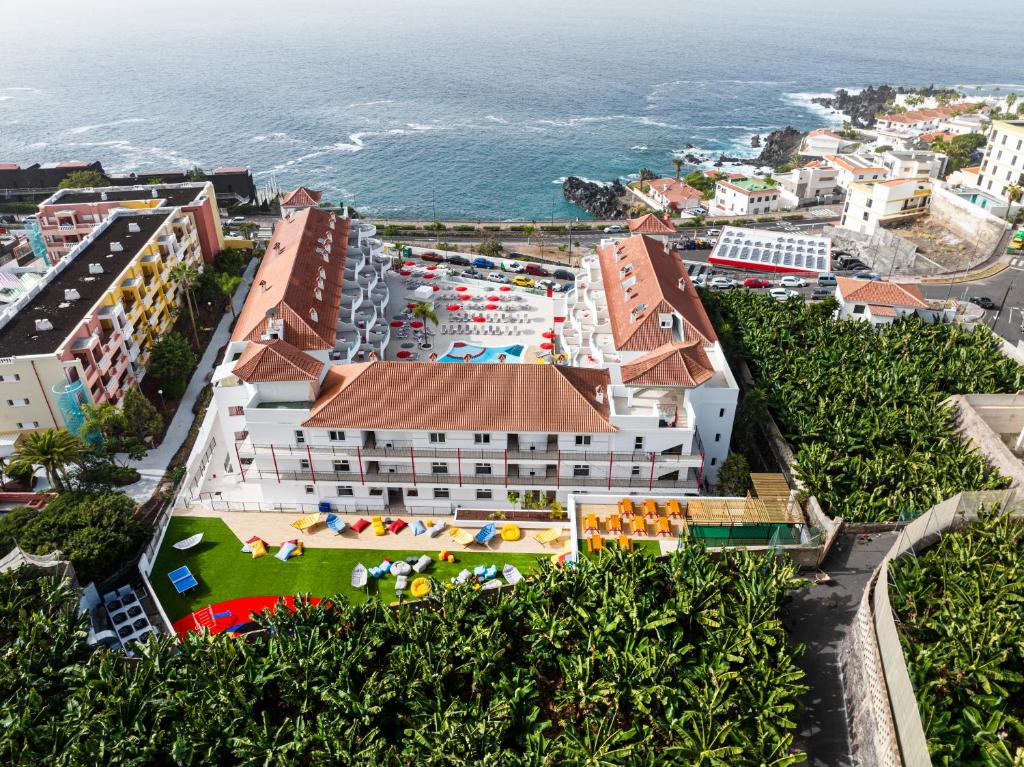Nespecifikovaný výhled na moře nebo výhled na moře při pohledu z hotelu
