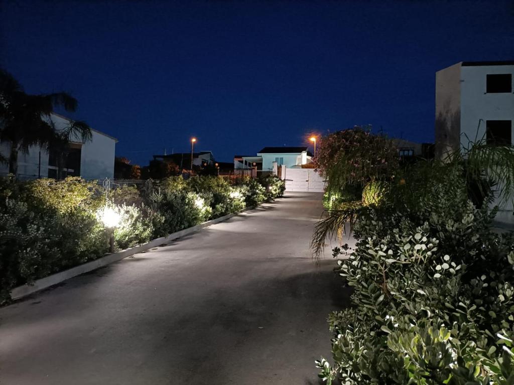The surrounding neighborhood or a neighborhood close to A villát