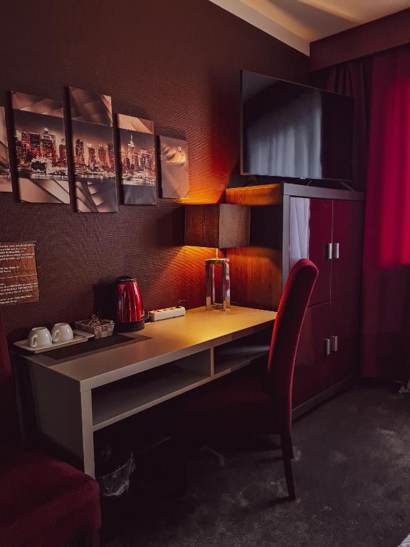 Kuchyň nebo kuchyňský kout v ubytování Hotel 108
