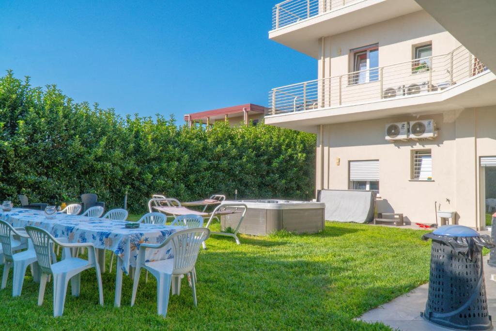 Zahrada ubytování The Beach Apartment - Panoramic View