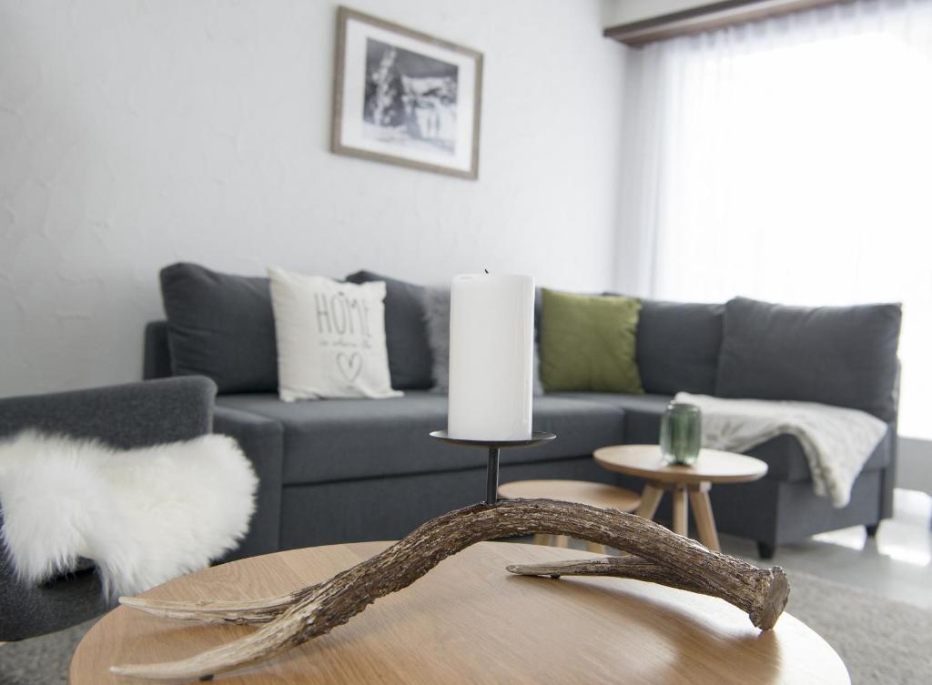 Posezení v ubytování Ferienwohnung Canols für 6 Personen Valbella-Lenzerheide